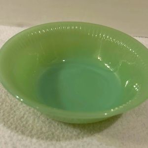Jadeite Berry Bowl.